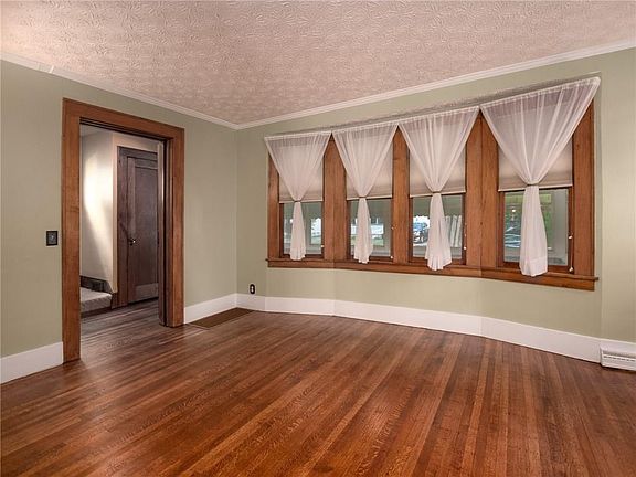 3rd image of 150 Wilsonia Rd