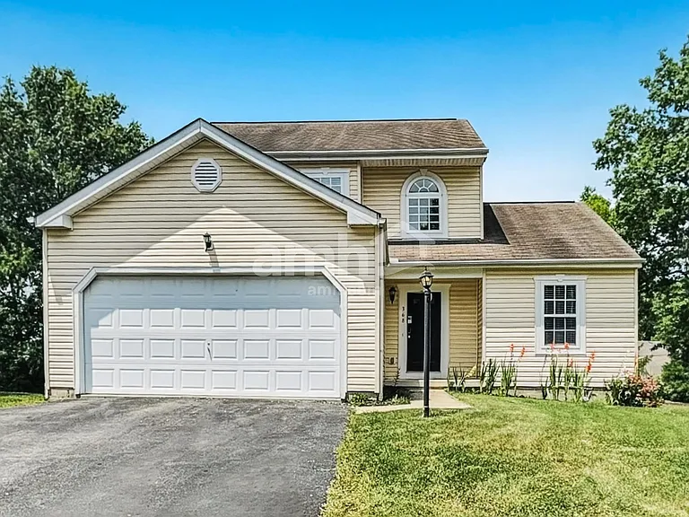 368 Evergreen Cir — Photo 1