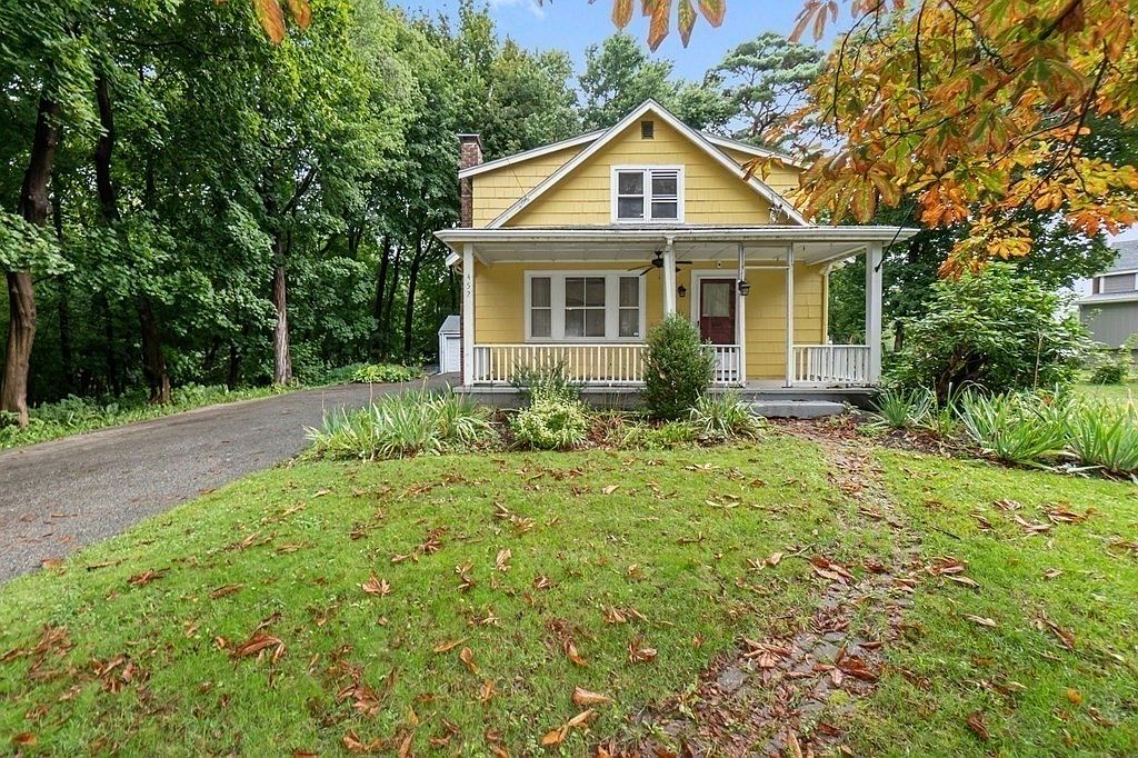 452 Summer St, Lynnfield, MA 01940 | Zillow