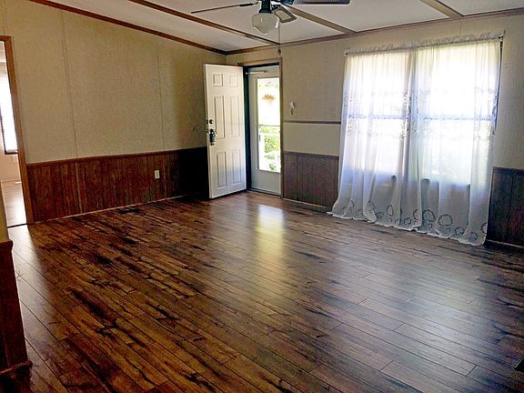 Recent wood laminate floors