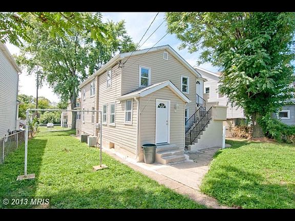 2nd image of 240 Riverview Ave #2