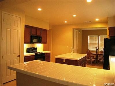 5th image of 2844 Burgundy Lace Ln