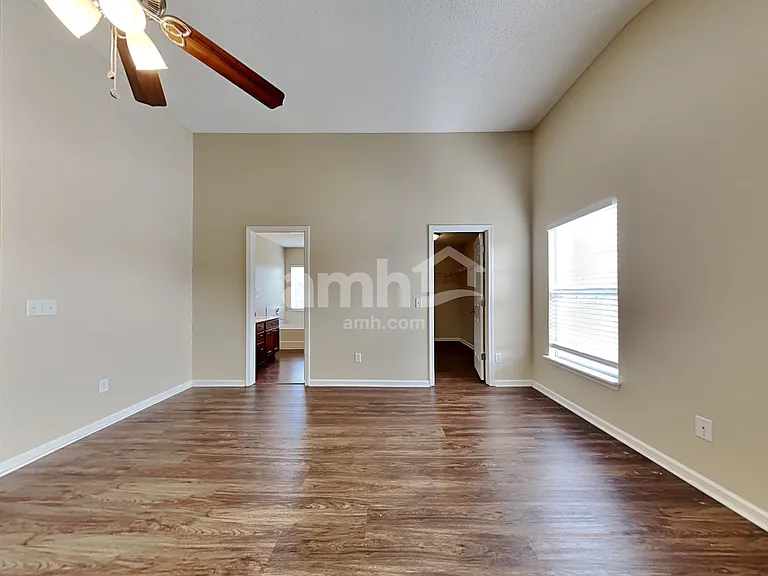 418 Dovetail Cir — Photo 11