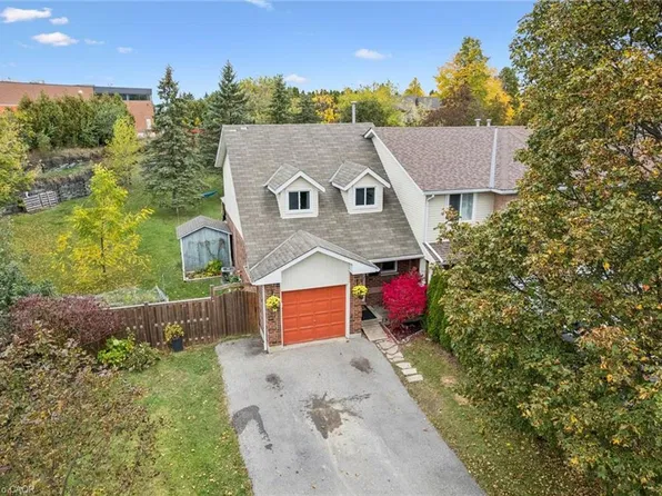 41 Grandridge Cres, Guelph, ON N1H 8G2