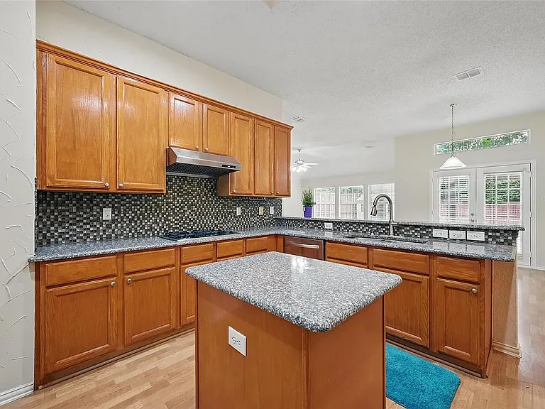 4416 Heath Ct — Photo 12