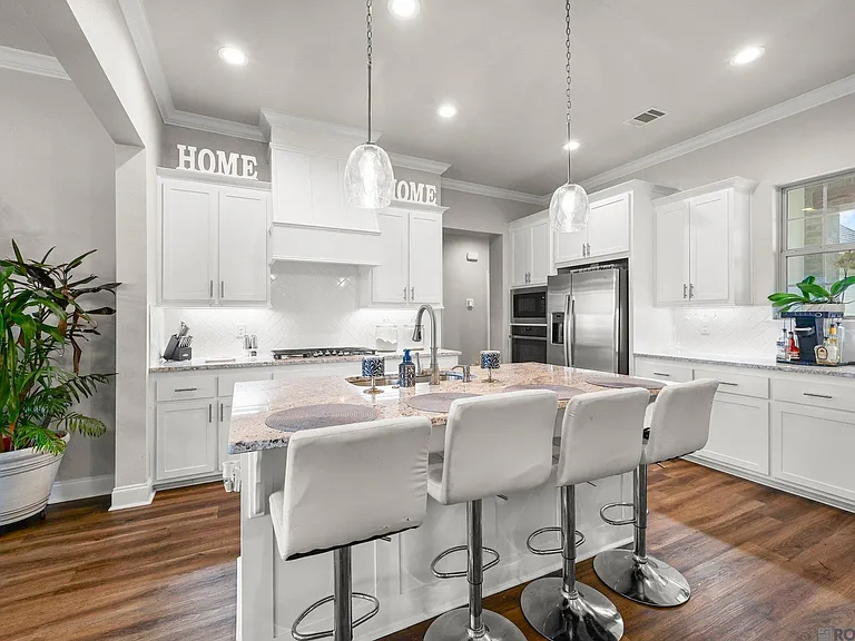 5207 White River Rd — Photo 3