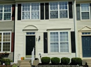 450 Pearlbush Sq NE, Leesburg, VA 20176