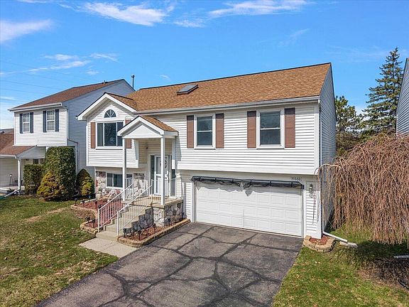 2nd image of 37660 N Butler Cir