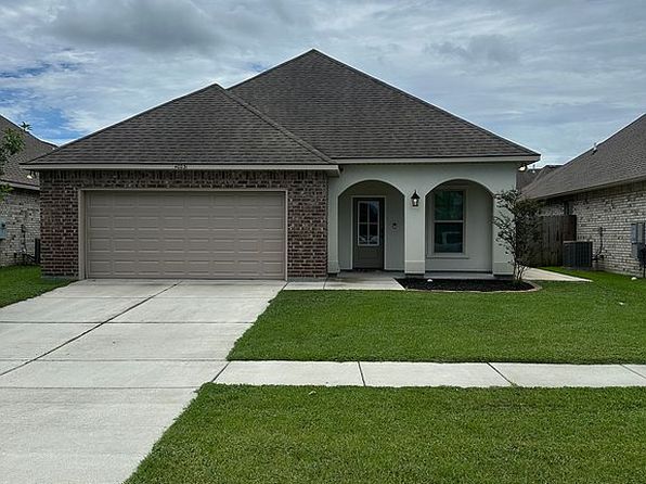 40231 Maddie Dr