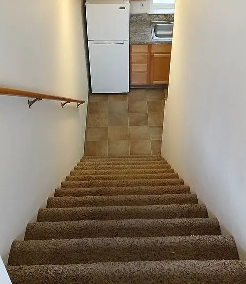 1615 NW Portland Ave — Photo 2
