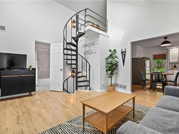 509 N Osage St, Independence, MO 64050