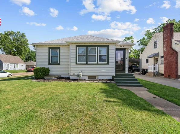 344 W Kirwin Ave, Salina, KS 67401