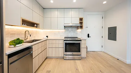 698 Empire Boulevard in Wingate