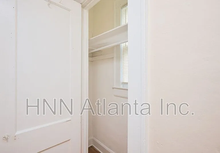 499 8th St NE #C2 — Photo 7