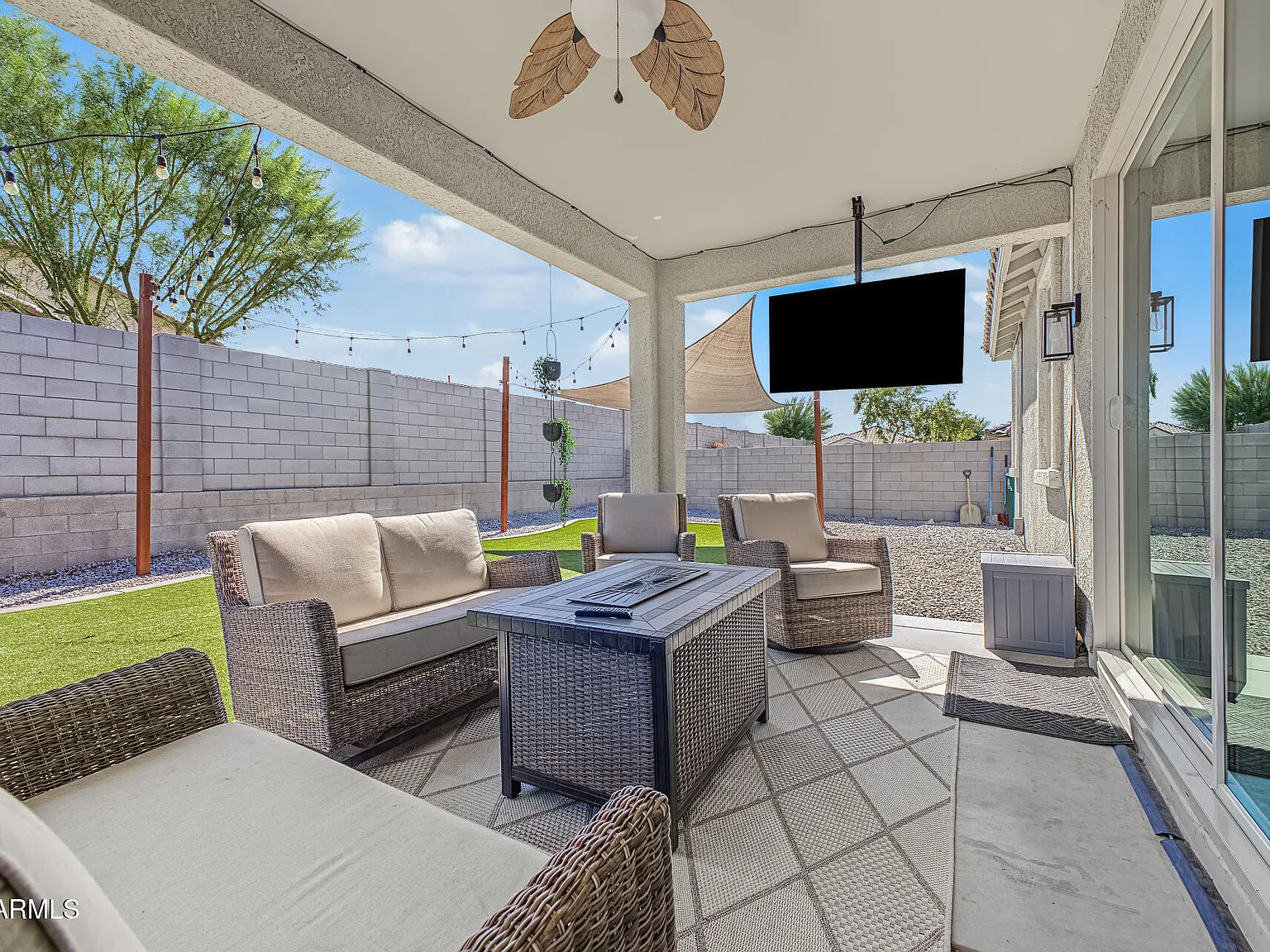 4 bed, 2.0 bath, $2,600 — Photo 3