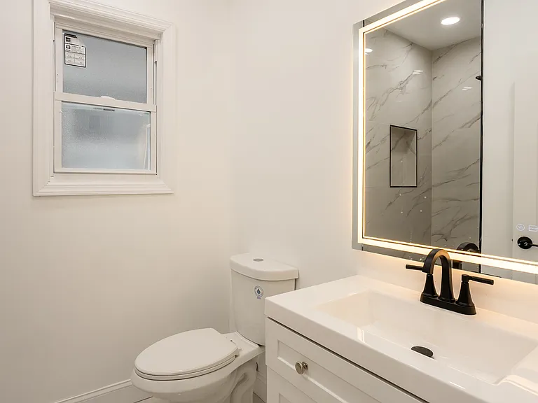 152 Washington St #1 — Photo 6