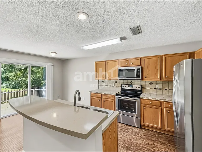 2942 Bent Bow Ln — Photo 4