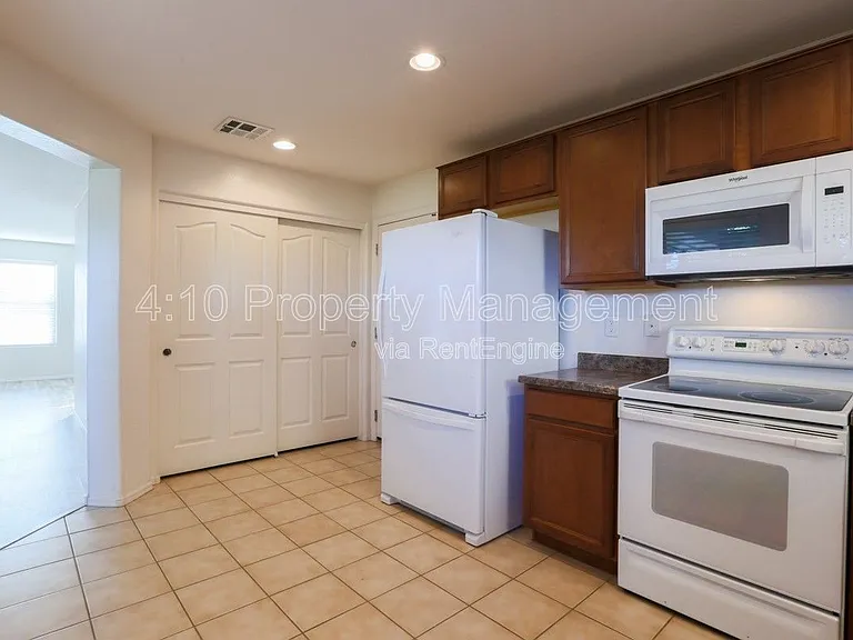1774 S Seton Ave — Photo 11