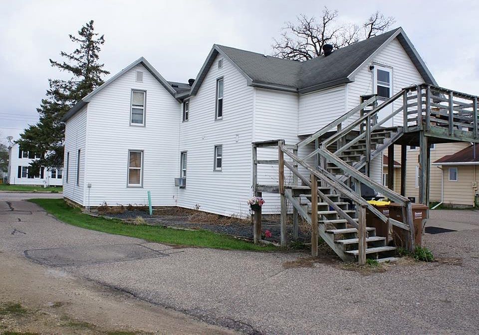 359 W Main St, Mondovi, WI 54755 Zillow