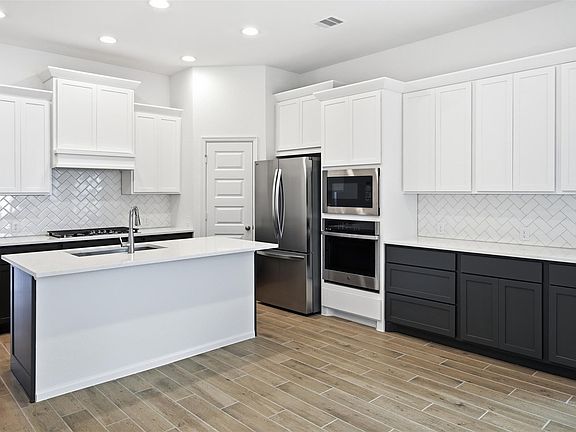 5th image of 26831 Concord Dawn Dr