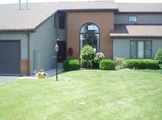 2226 Quail Lake Rd, Findlay, OH 45840