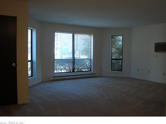 Living Room. SPACIOUS LIVIN...