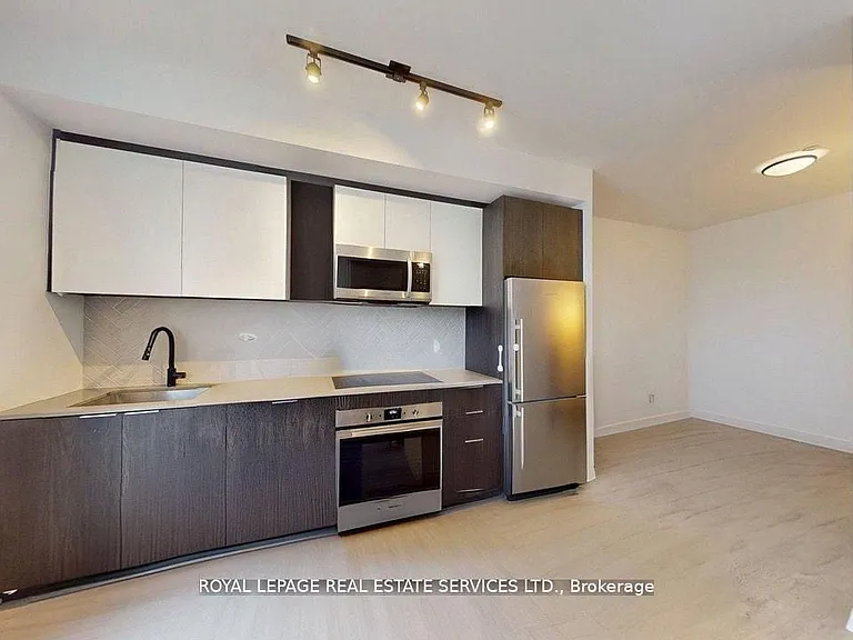 36 Zorra St #105 — Photo 3