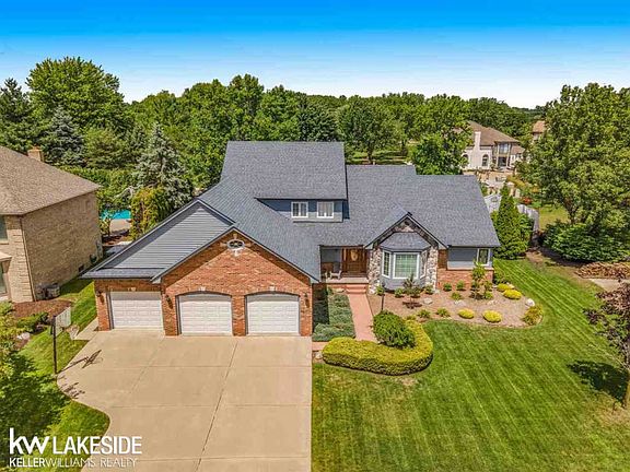 2nd image of 14653 Oakwood Dr