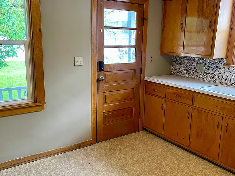 39 E 2nd St #1 — Photo 8