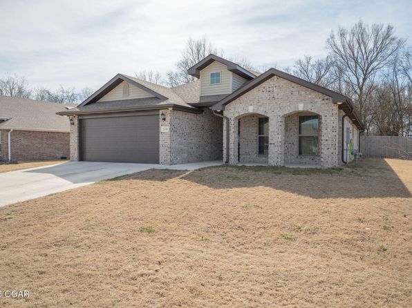 2110 S Greystone Sq, Webb City, MO