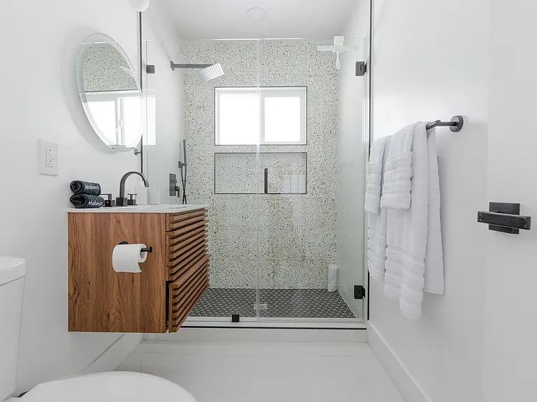 390 W Palm Vista Dr — Photo 25
