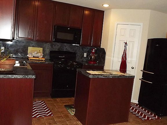 4th image of 14910 Darby Retreat Ln