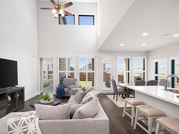 5th image of 9600 Acorn Ln