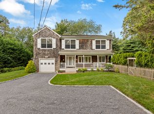 7 Cove Rd N, Southampton, NY 11968