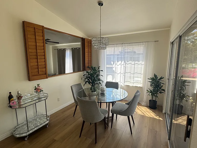 40 Liana Pl — Photo 7