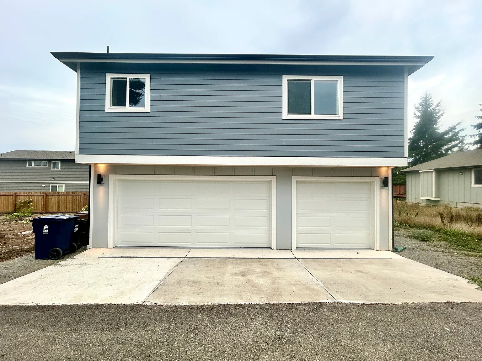 2 bed, 780 sqft, $2,300 — Photo 1