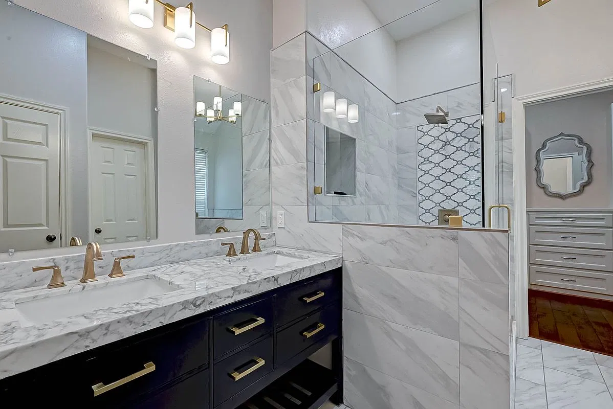 3 bed, 2.0 bath, 2123 sqft, $1,875 — Photo 4