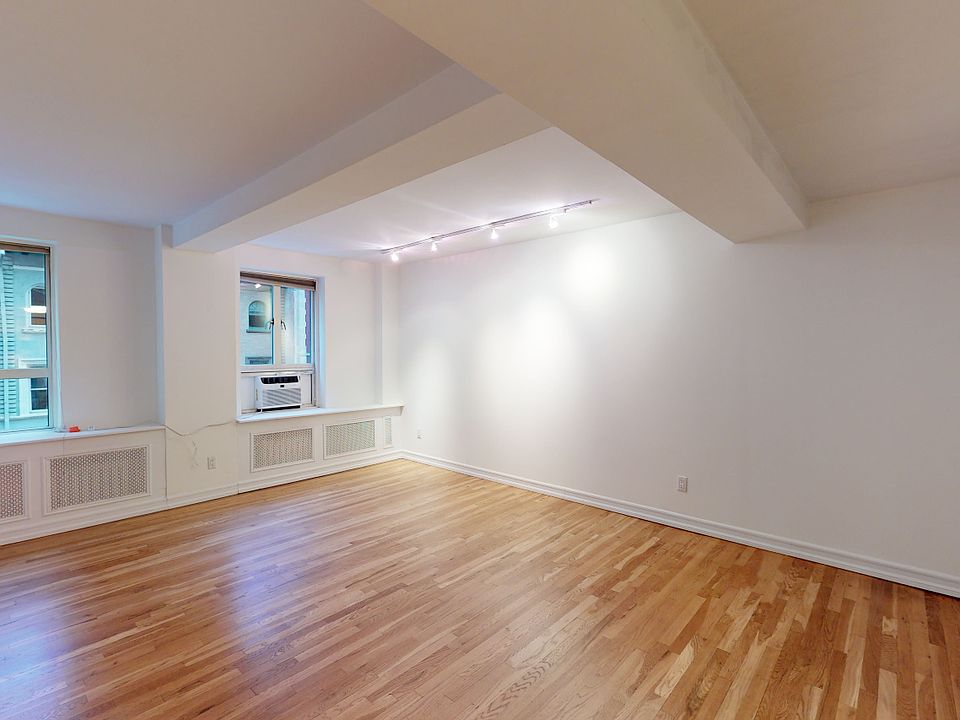 1st image of 752 W End Ave APT 4H