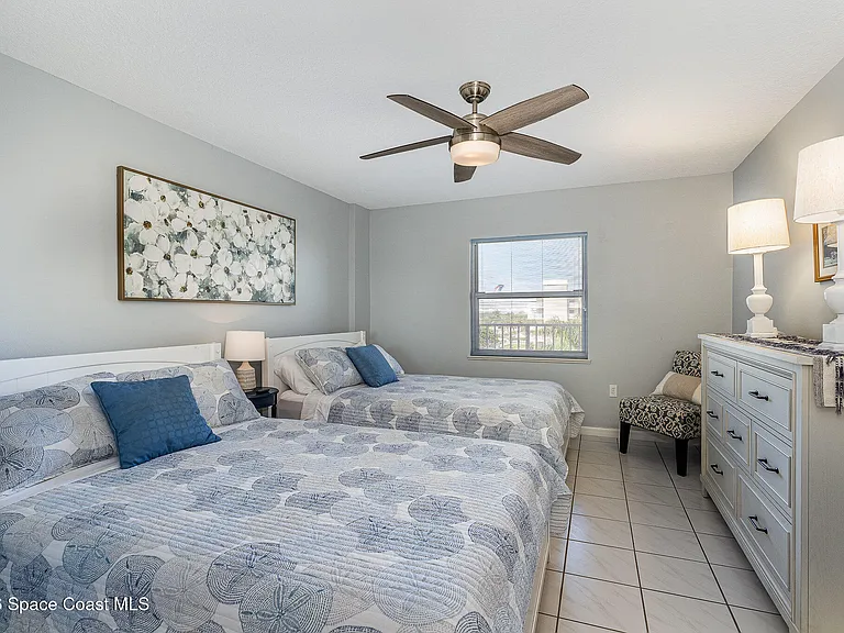 601 Shorewood Dr #G405 — Photo 20