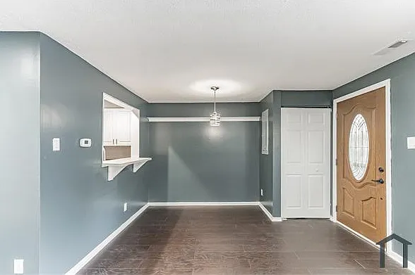 2305 Greenwood Dr — Photo 13
