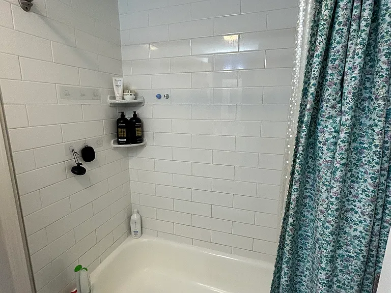 14 Mallet St — Photo 11