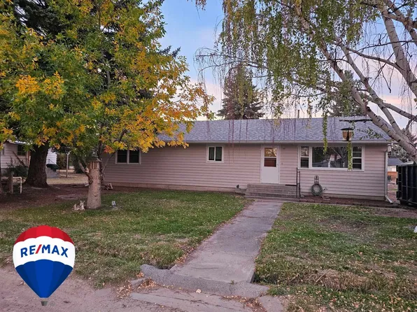 712 W Park Ave, Riverton, WY 82501