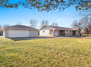 W7219 Spring Rd, Greenville, WI 54942