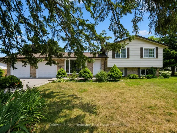 3 Meadow Cres, Guelph, ON N1H 6V1