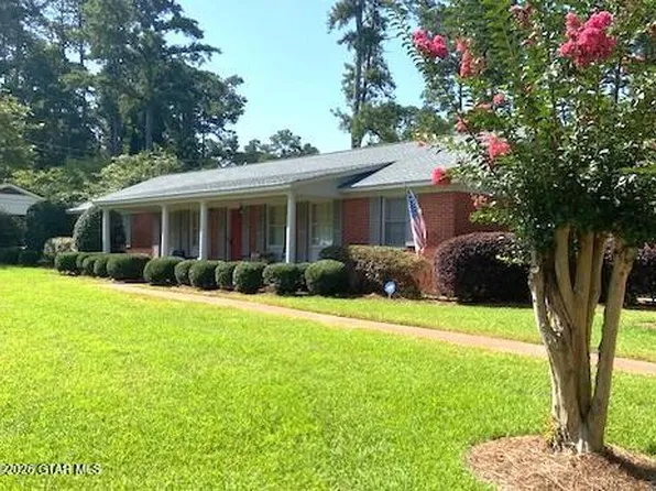 361 Ackerman St, Louisville, MS 39339