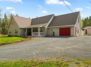278 Pleasant Dr, Halifax, NS B0J 2L0