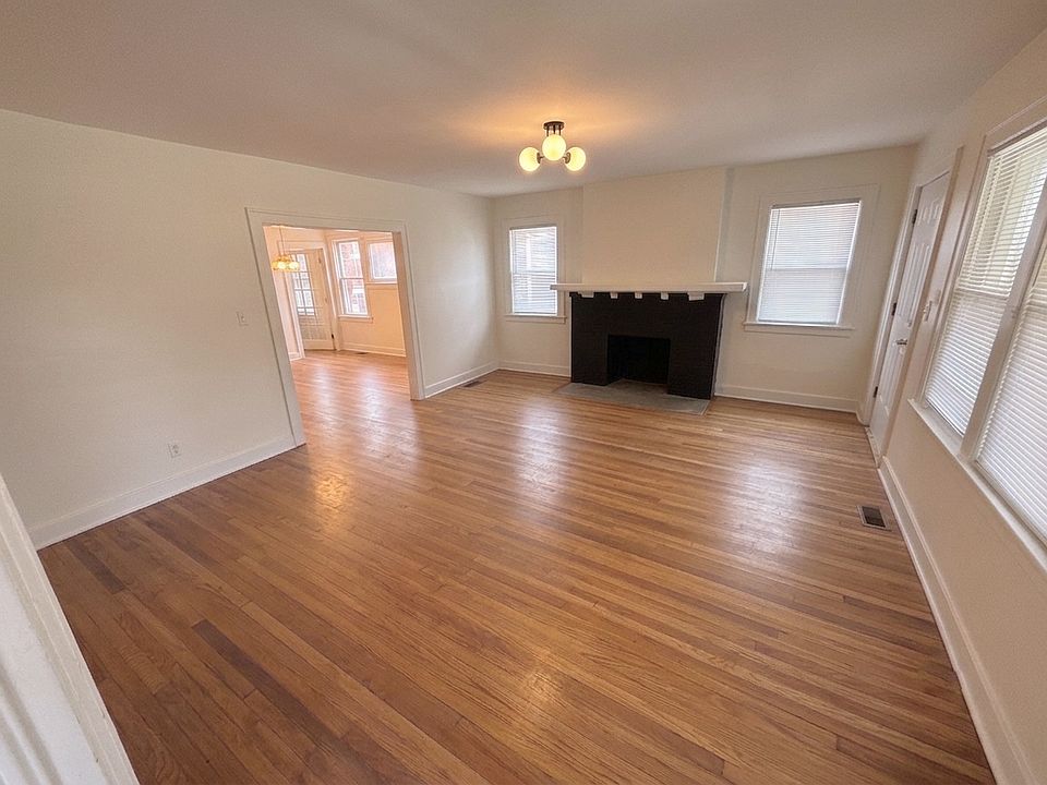 1st image of 2513 W Euclid St #2513