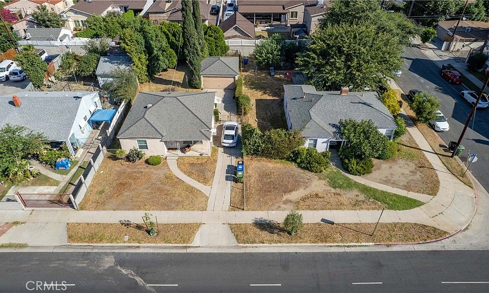 1st image of 14005 Victory Blvd