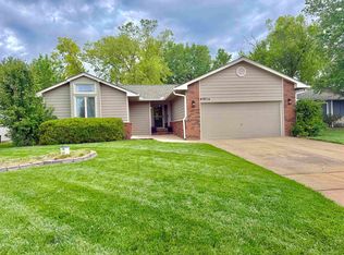 9714 W Greenspoint St, Wichita, KS 67205