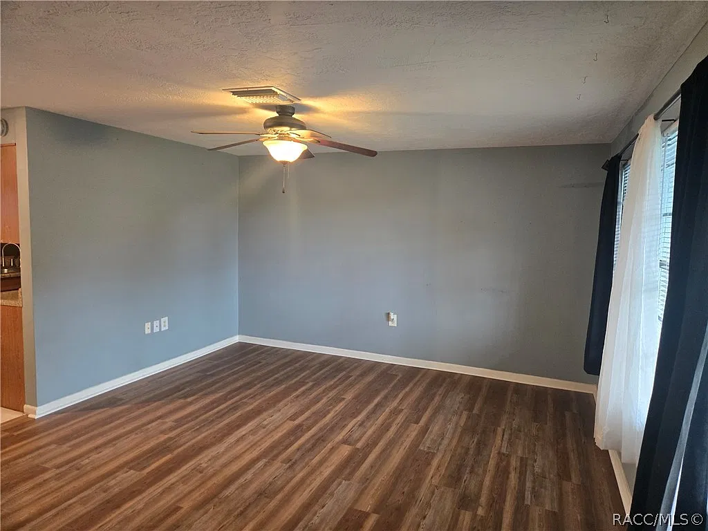 2 bed, 1492 sqft, $1,800 — Photo 2